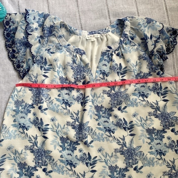 By The River peasant blouse with ruffled sleeves. - Picture 8 of 11